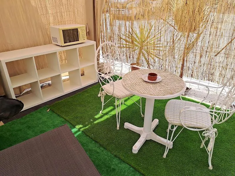 مكان تخييم مالقة Caravana Villa Rosa